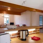 Gutshaus Am Teich Apartment Neukloster