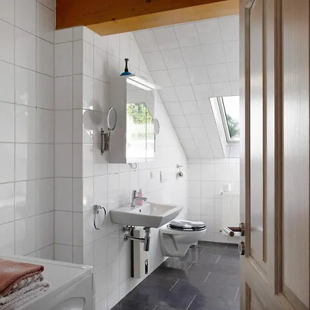 Gutshaus Am Teich Apartment Neukloster