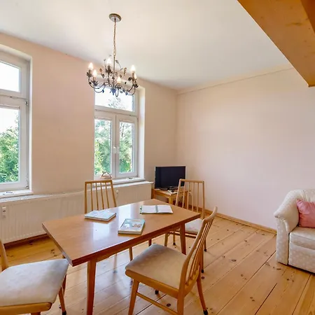 Gutshaus Am Teich Apartment